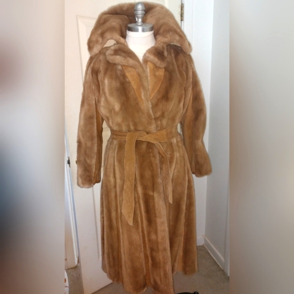 Lilli Ann Jackets & Blazers - Vintage 1960's Lilli Ann Faux Fur and Suede Coat, size L, size 12, full length